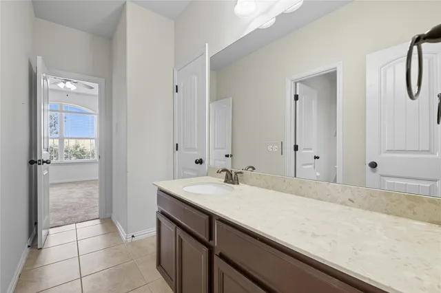 $429,999 | 426 Vista Gardens Drive, Buda, TX 78610