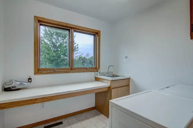 $650,000 | 8103 West Folsom Street, Eau Claire, WI 54703