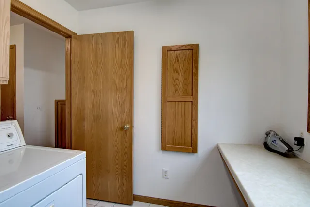 $650,000 | 8103 West Folsom Street, Eau Claire, WI 54703