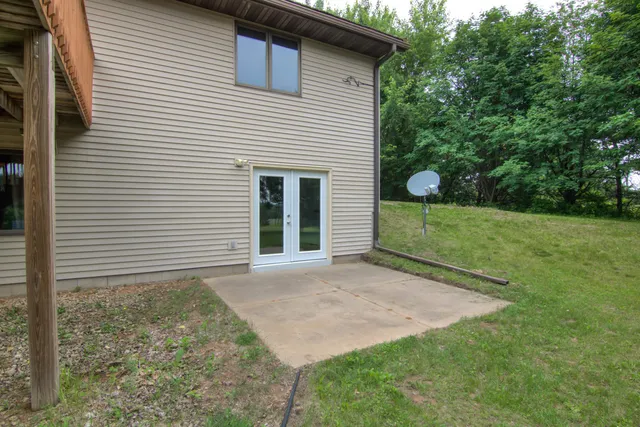 $650,000 | 8103 West Folsom Street, Eau Claire, WI 54703