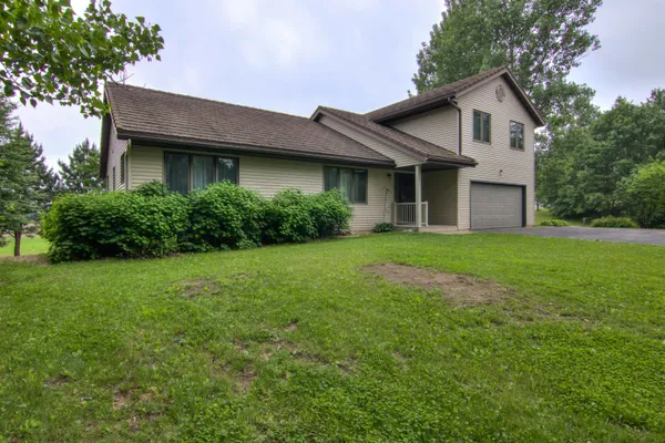 $650,000 | 8103 West Folsom Street, Eau Claire, WI 54703