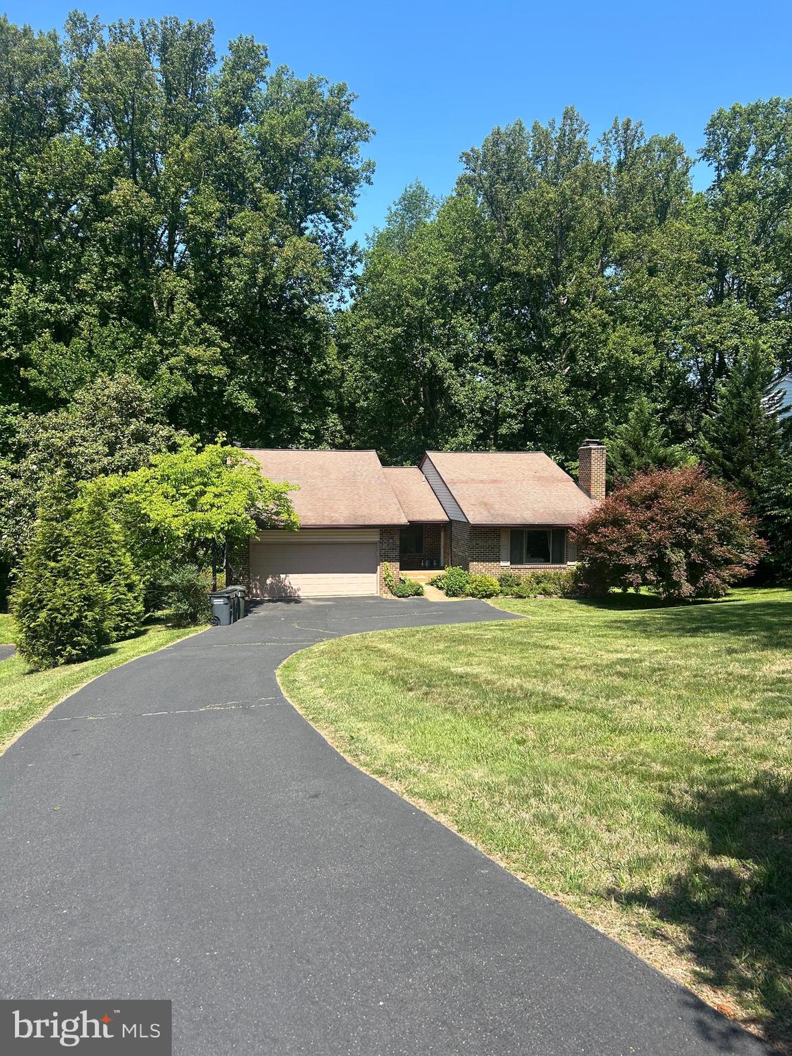 1118 Challedon Road Great Falls, VA 22066 - Photo 1 of 24