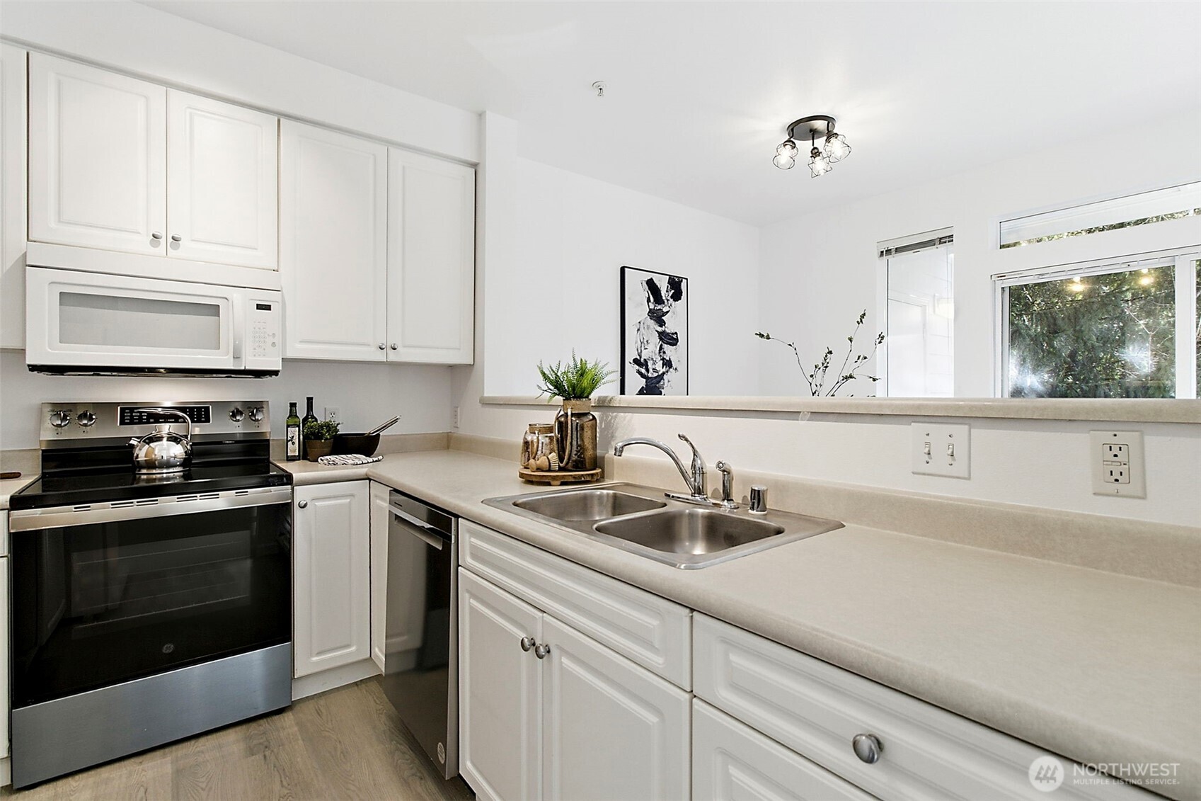 15150 140th Way Southeast, Unit F202 Renton, WA 98058 - Photo 13 of 37 Gallery Image 13