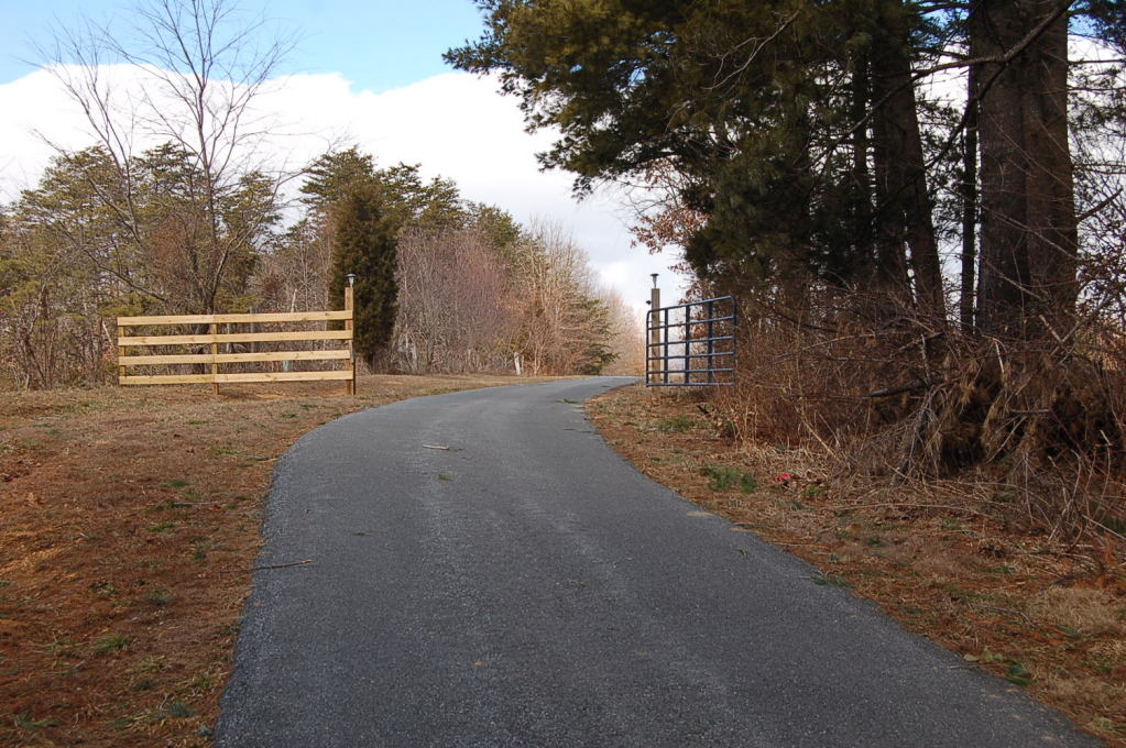1576 Beale Trail Road Montvale, VA 24122 - Photo 12 of 16 Driveway Gate