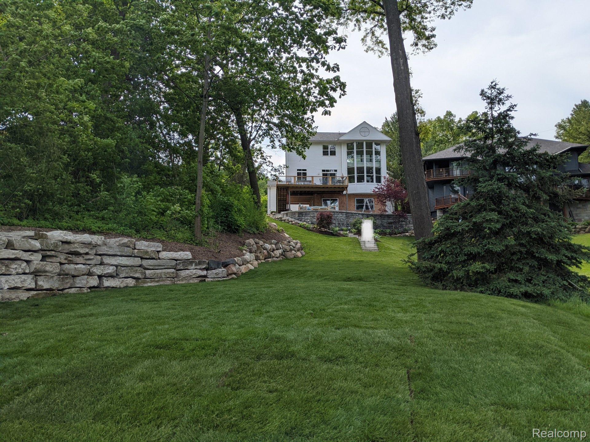 1759 Ridge Road White Lake, MI 48383 - Photo 77 of 83 77