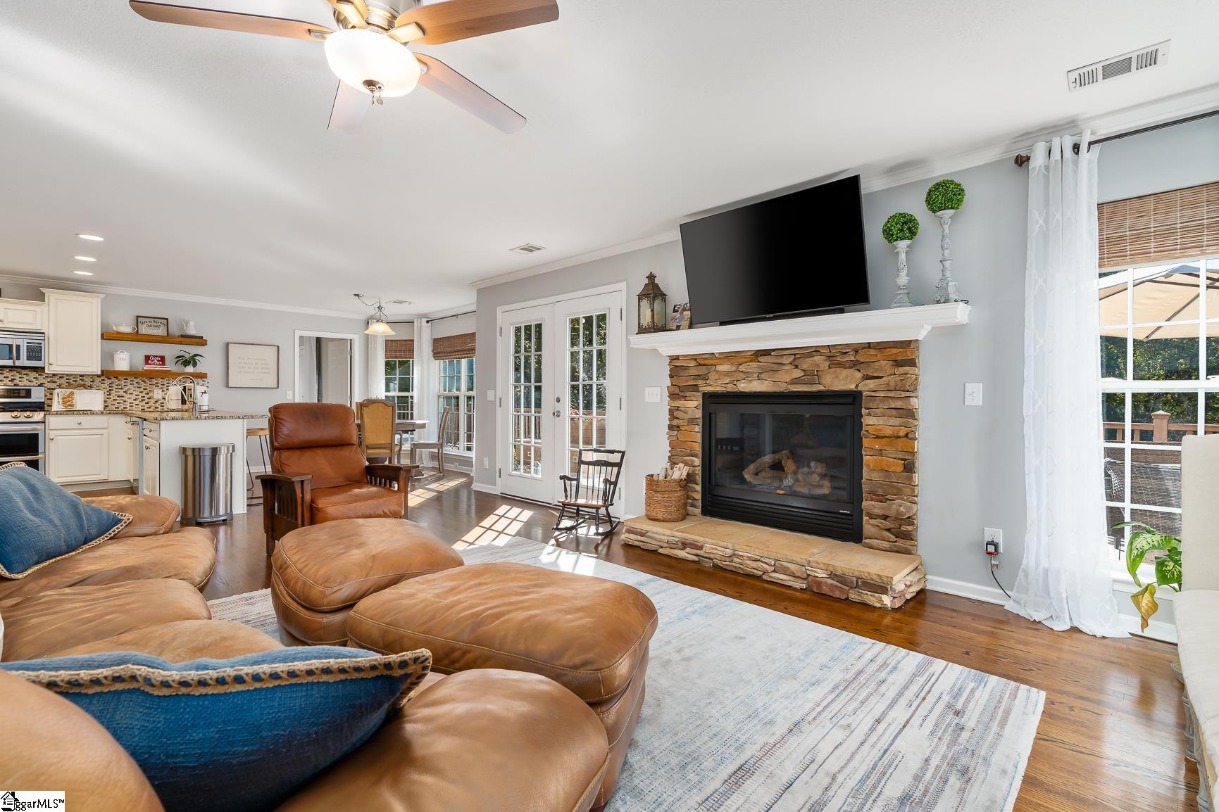 281 Byars Street Greer, SC 29651 - Photo 8 of 36 Gallery Image 8
