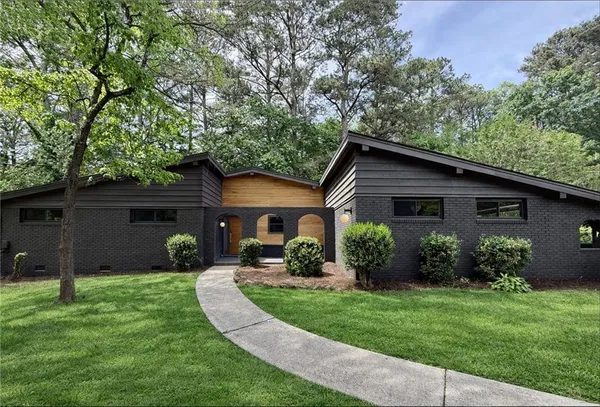 $550,000 | 2784 Smithsonia Way, Tucker, GA 30084