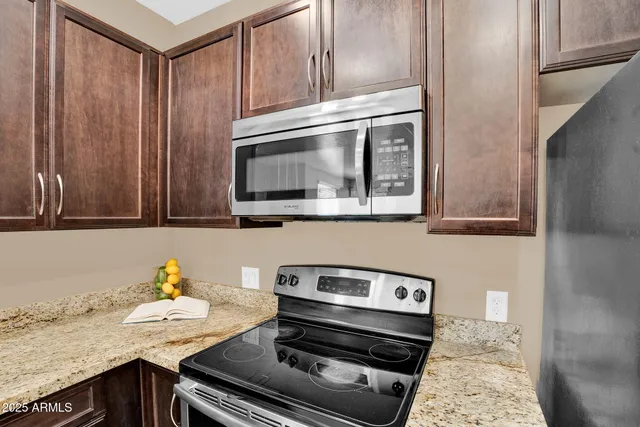 $375,000 | 3330 South Gilbert Road, Unit 2032, Chandler, AZ 85286