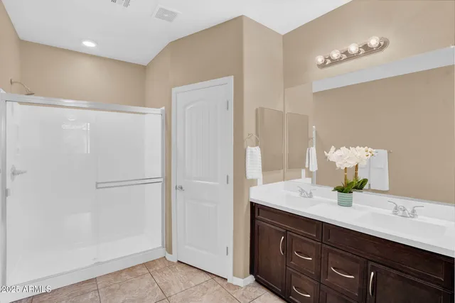 $375,000 | 3330 South Gilbert Road, Unit 2032, Chandler, AZ 85286