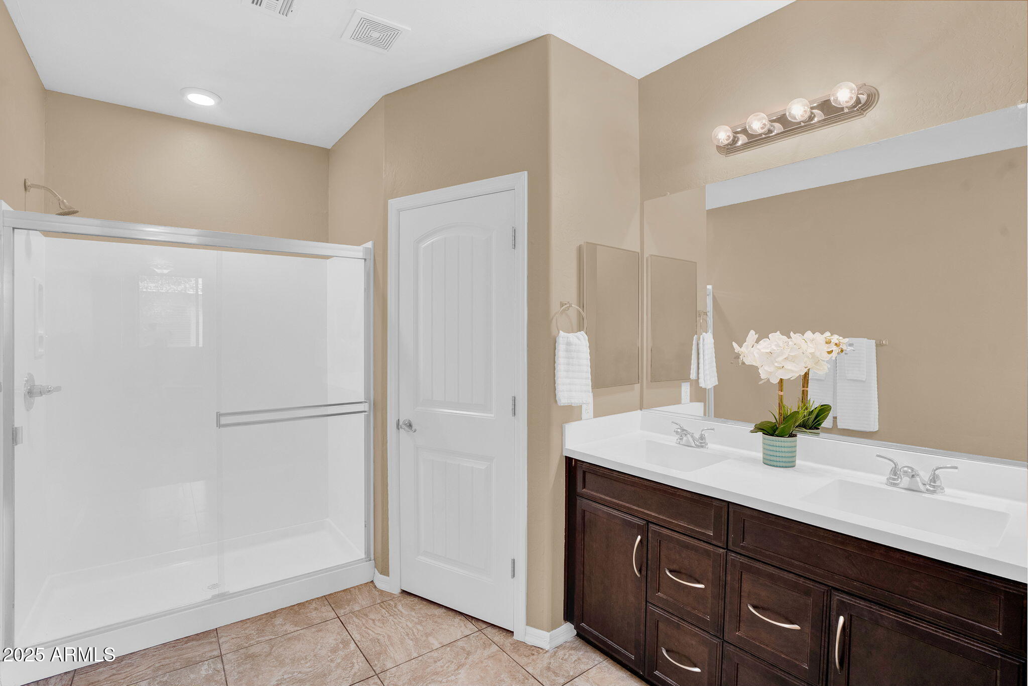 3330 South Gilbert Road, Unit 2032 Chandler, AZ 85286 - Photo 20 of 61 20-web-or-mls-19