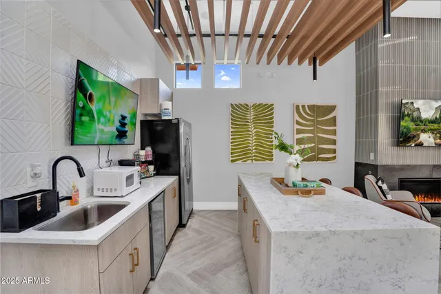 $375,000 | 3330 South Gilbert Road, Unit 2032, Chandler, AZ 85286