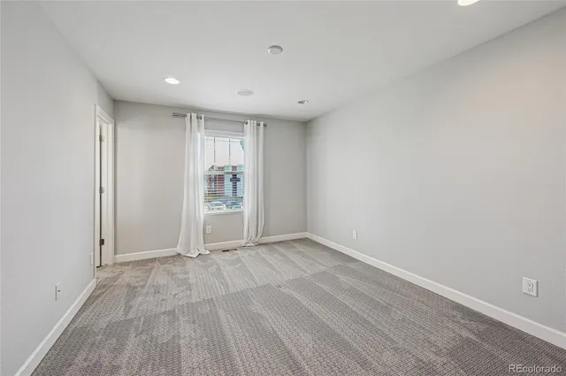 $3,200 | 1505 South Dayton Street, Denver, CO 80247