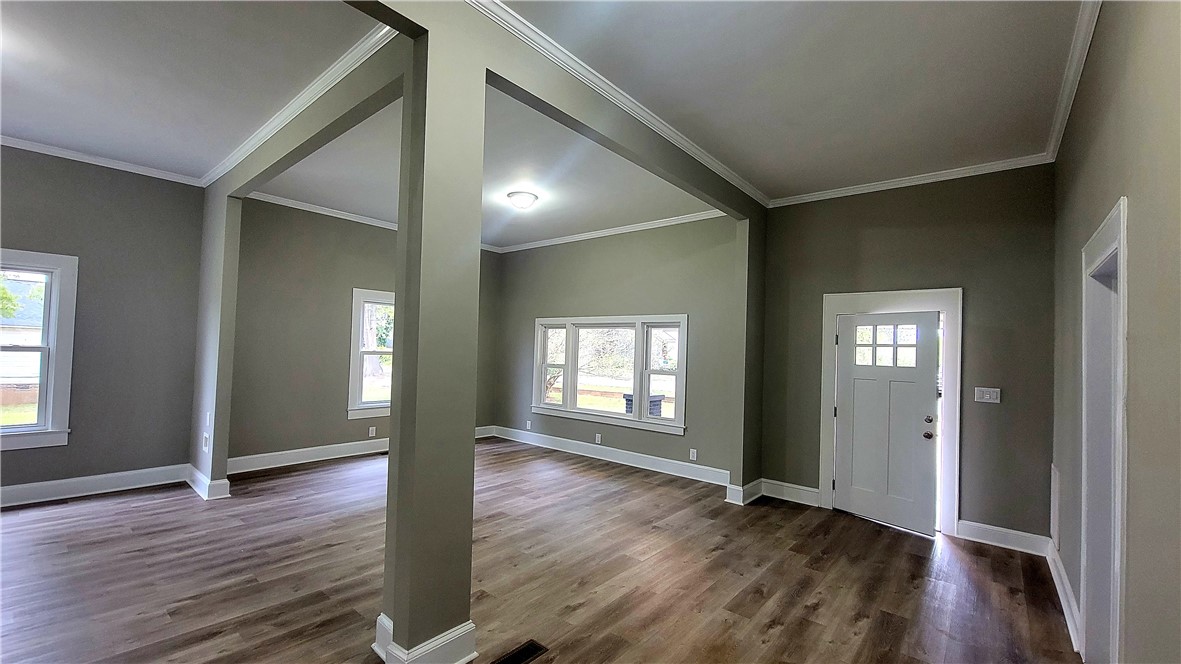 110 West Woodside Circle Liberty, SC 29657 - Photo 8 of 34