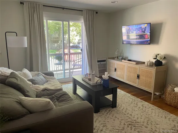 $290,000 | 43 Fair Harbor Drive, Unit 43 BUILDING 3, Patchogue, NY 11772