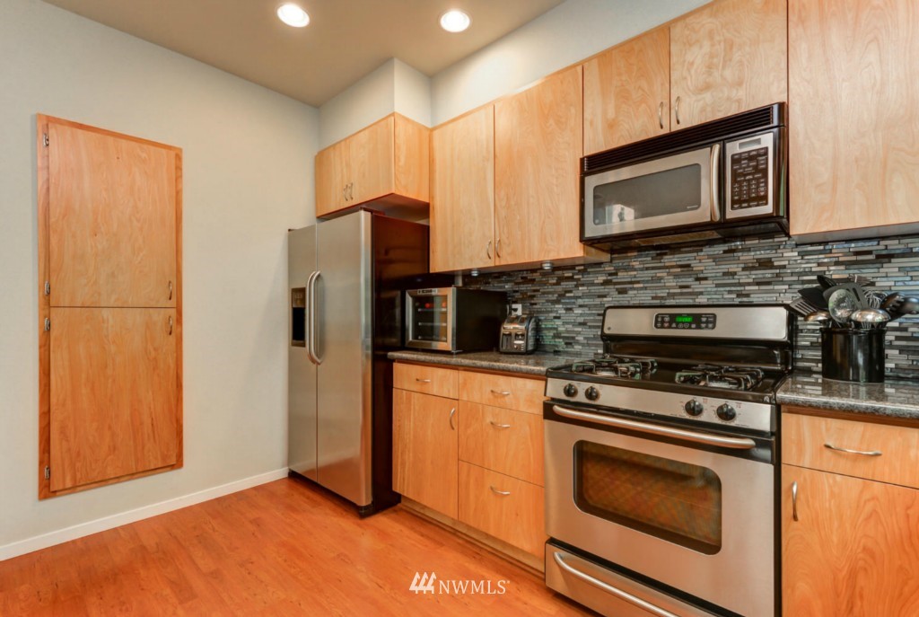 127 Sky Ridge Road Northwest Issaquah, WA 98027 - Photo 11 of 25