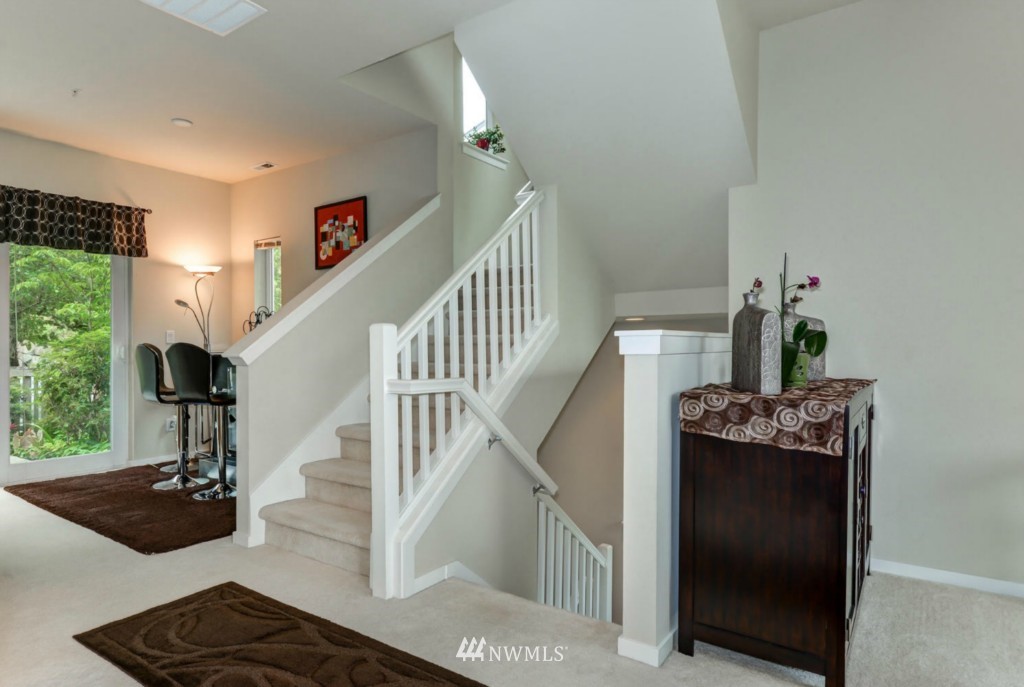 127 Sky Ridge Road Northwest Issaquah, WA 98027 - Photo 15 of 25