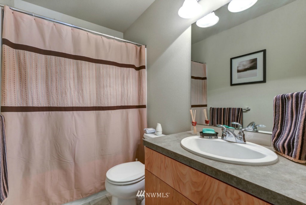 127 Sky Ridge Road Northwest Issaquah, WA 98027 - Photo 22 of 25