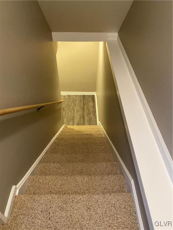 4190 Ross Road Bethlehem, PA 18020 - Photo 42 of 44 a view of balcony