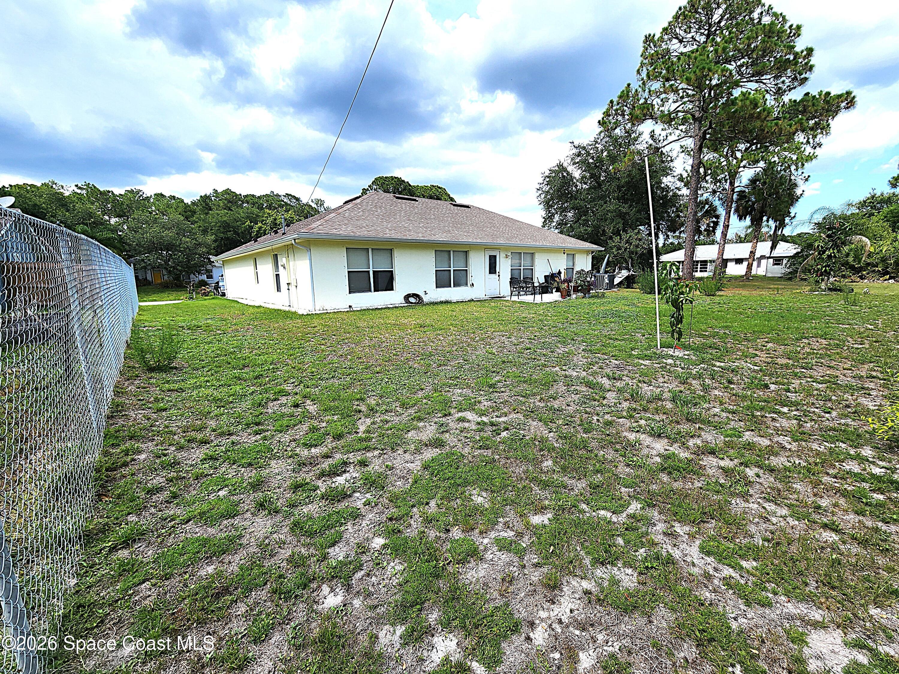 622 Weaver Road Southwest Palm Bay, FL 32908 - Photo 31 of 33 20260619_162132
