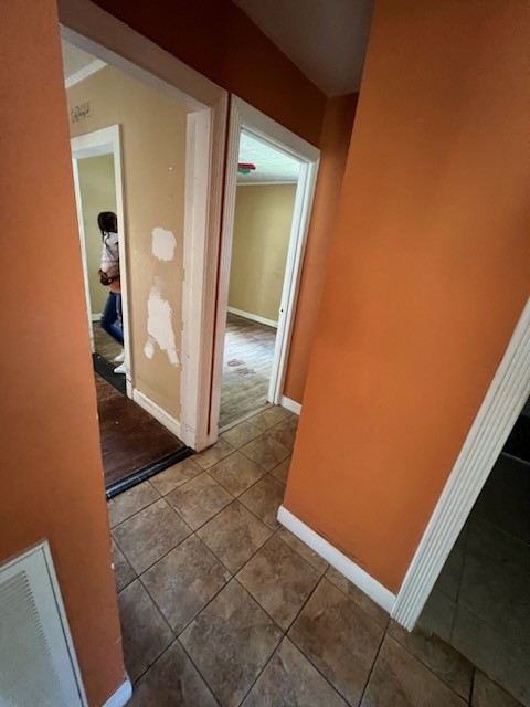 100 Park Circle Waverly, TN 37185 - Photo 14 of 32 view of a room with door