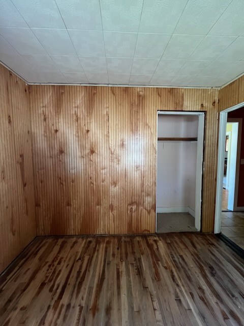 100 Park Circle Waverly, TN 37185 - Photo 24 of 32 a view of wooden floor