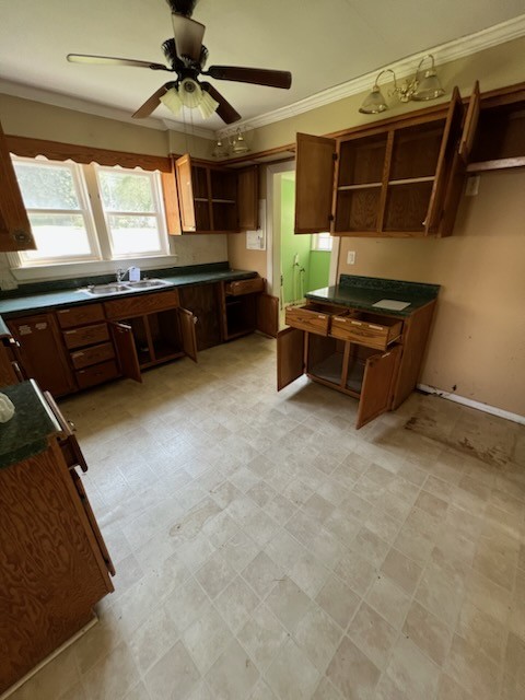 100 Park Circle Waverly, TN 37185 - Photo 8 of 32 a livingroom with furniture and windows