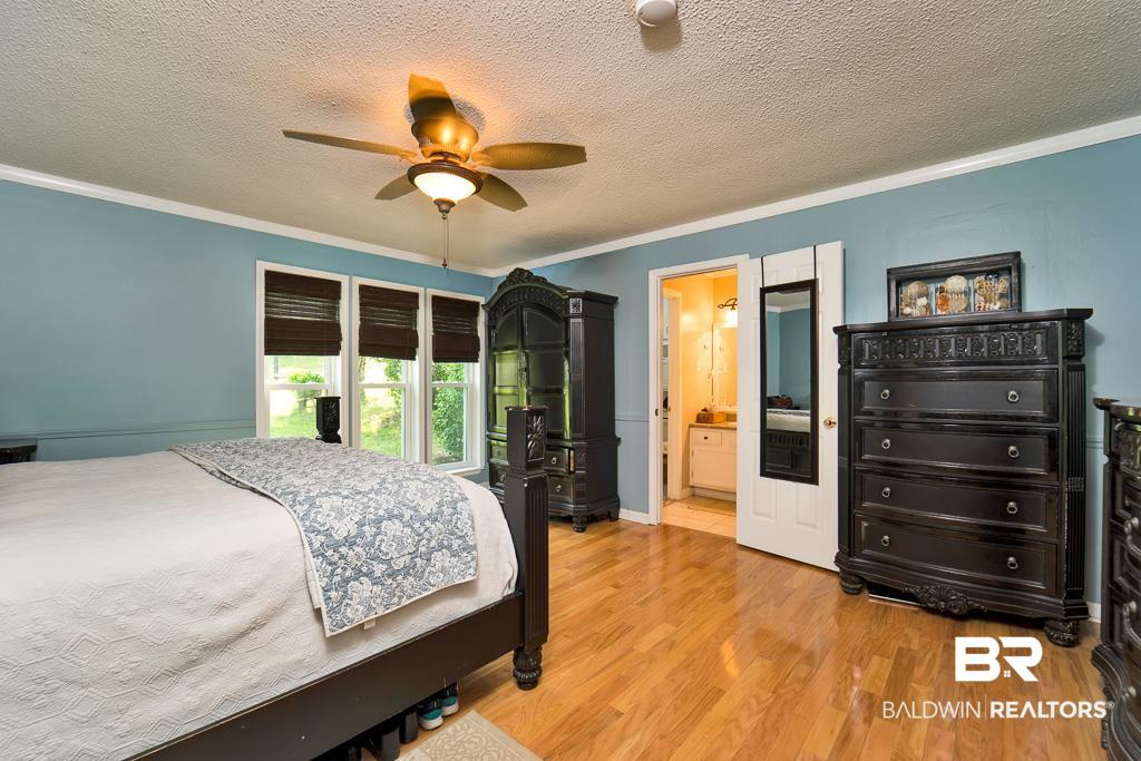 2832 Del Rio Road South Mobile, AL 36693 - Photo 11 of 24