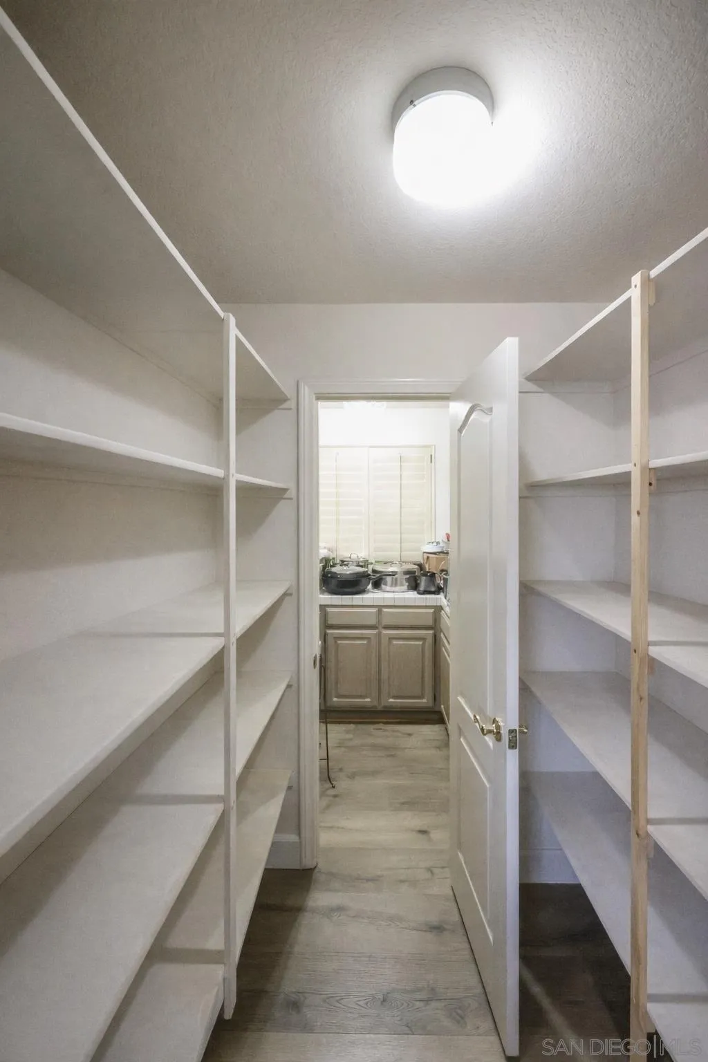 9448 Quail Canyon Road Lakeside, CA 92040 - Photo 24 of 69 Digitally Altered. Original Image (https://zimg.paragon.ice.com/ParagonImages/Property/PA/SDMLS/-520735/25/120/90/e4c9ffaffebd3934072421ff12193fc9/3/f6d80b79965f74004b7d9adc859e63fb/-520735-b59aad31-4859-4400-9a73-f2a1f5f93b28.JPG)