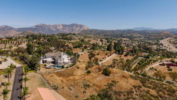 $1,800,000 | 9448 Quail Canyon Road, Lakeside, CA 92040