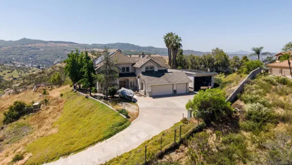$1,800,000 | 9448 Quail Canyon Road, Lakeside, CA 92040