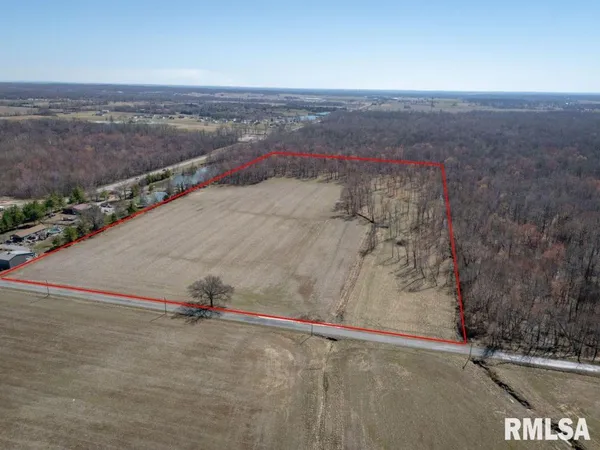 $250,000 | 1234 Khoury League Road, Marion, IL 62959