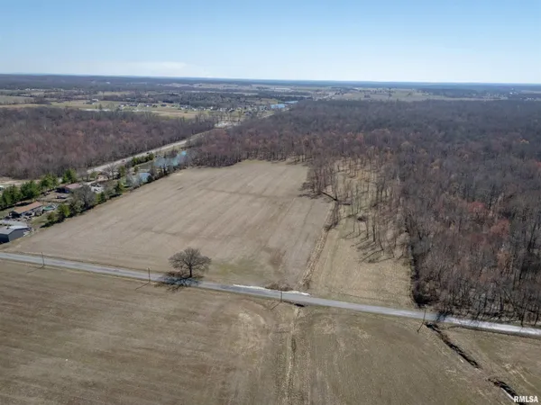 $250,000 | 1234 Khoury League Road, Marion, IL 62959