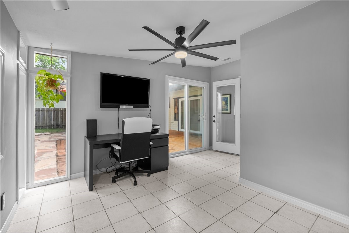 1630 Bowline Road Houston, TX 77062 - Photo 34 of 46