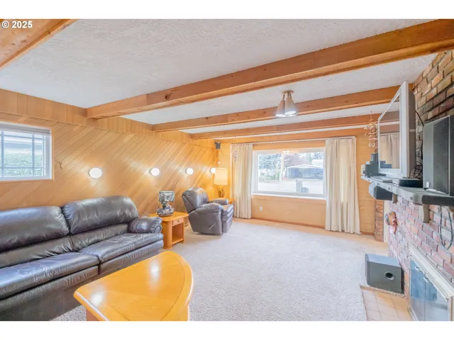 $445,000 | 4433 41st Avenue Northeast, Salem, OR 97305