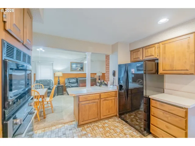 $445,000 | 4433 41st Avenue Northeast, Salem, OR 97305