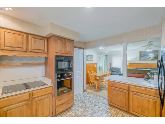 $445,000 | 4433 41st Avenue Northeast, Salem, OR 97305