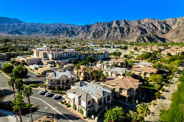 a picture of city view