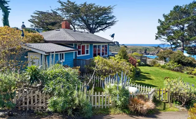 $1,950,000 | 11251 Lansing Street, Mendocino, CA 95460