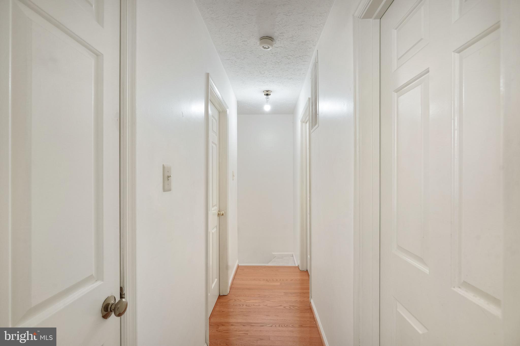 7385 Stream Way Springfield, VA 22152 - Photo 22 of 32 Gallery Image 22