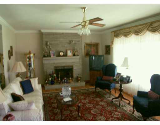 103 Murrysville Road Level Green, PA 15085 - Photo 3 of 8 Gallery Image 3