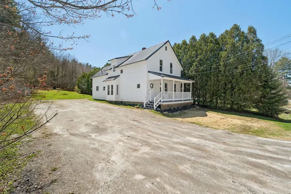$325,000 | 207 Maple Street, Newport, NH 03773