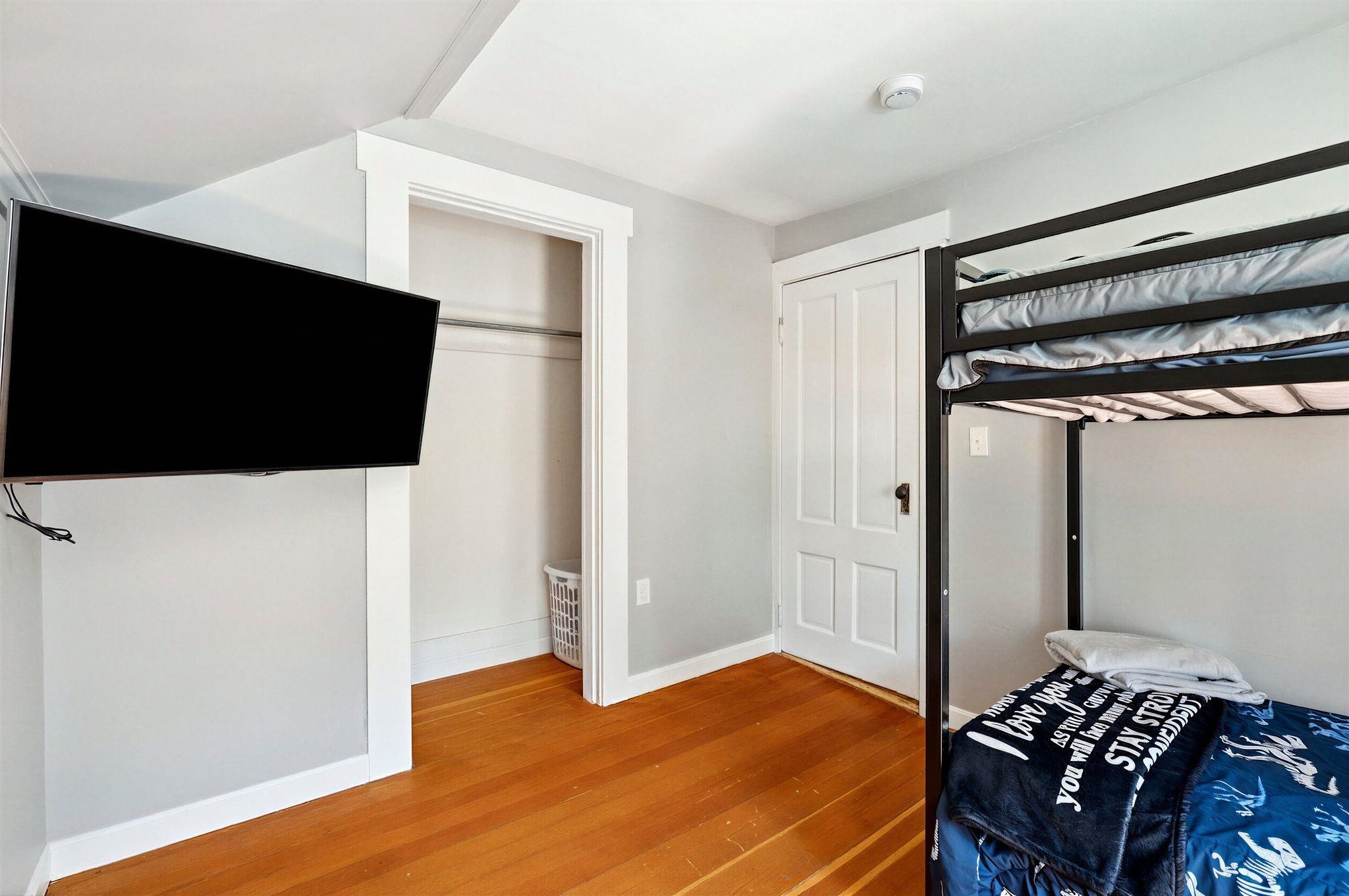 207 Maple Street Newport, NH 03773 - Photo 20 of 33