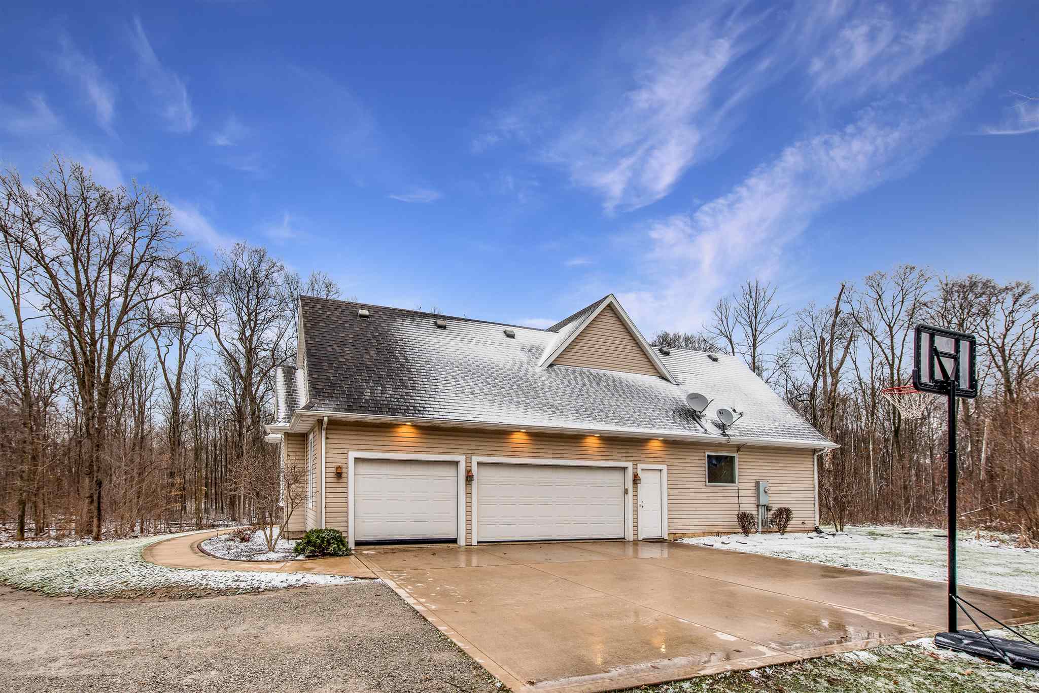 15714 Spencerville Road Grabill, IN 46741 - Photo 7 of 36