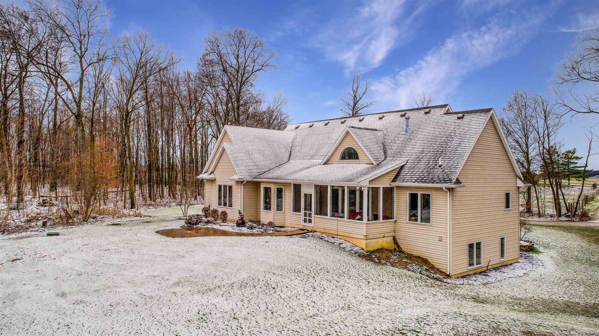15714 Spencerville Road Grabill, IN 46741 - Photo 8 of 36