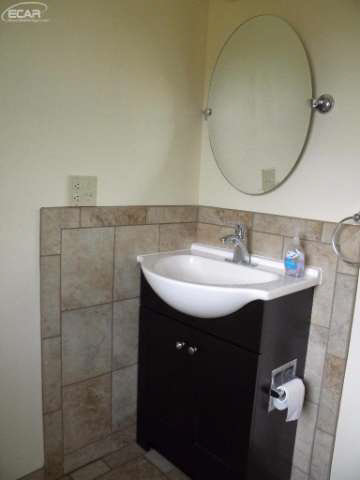 3105 West Lansing Road Perry, MI 48872 - Photo 17 of 25 20459869-16.JPG