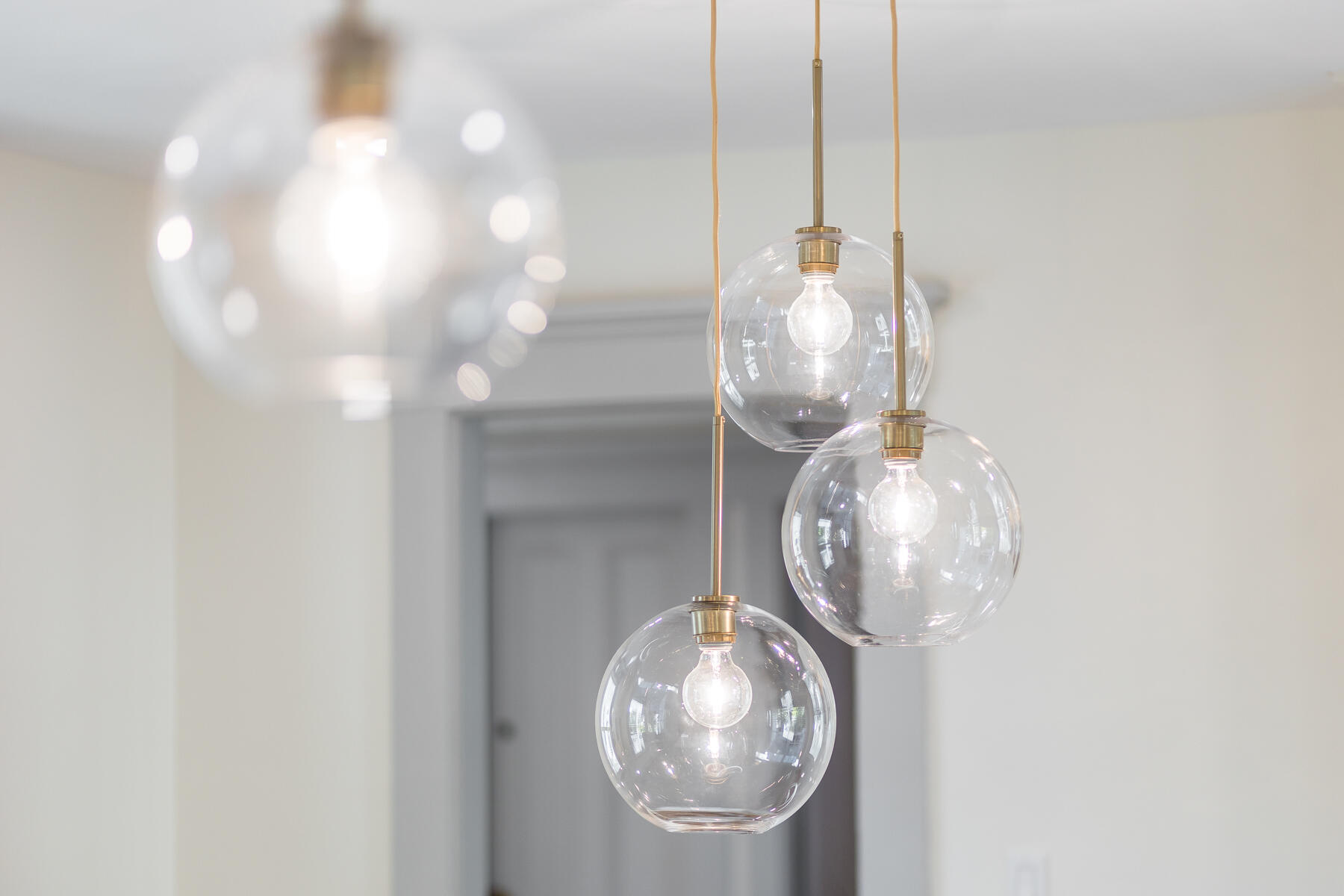 3 High Street Falmouth, MA 02543 - Photo 26 of 52 a close view of light fixtures and window in a room