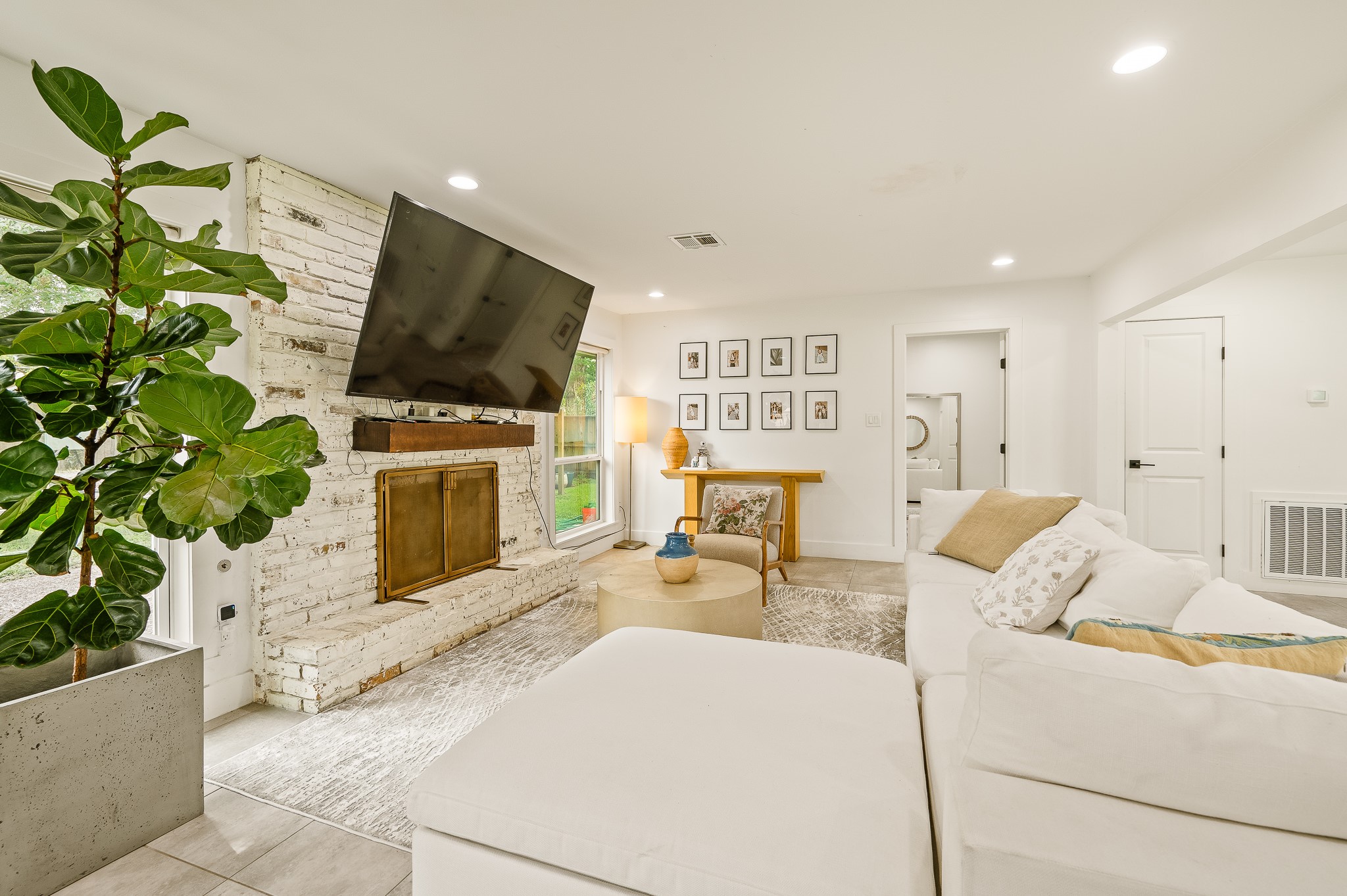 2102 Teague Road Houston, TX 77080 - Photo 8 of 42