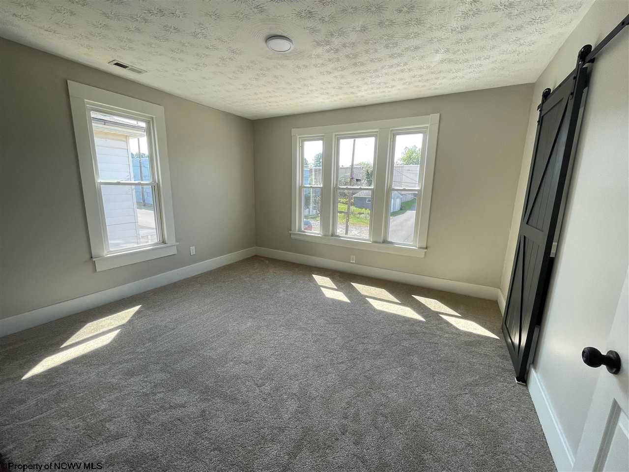 111 Reeves Avenue Fairmont, WV 26554 - Photo 7 of 19 Gallery Image 7