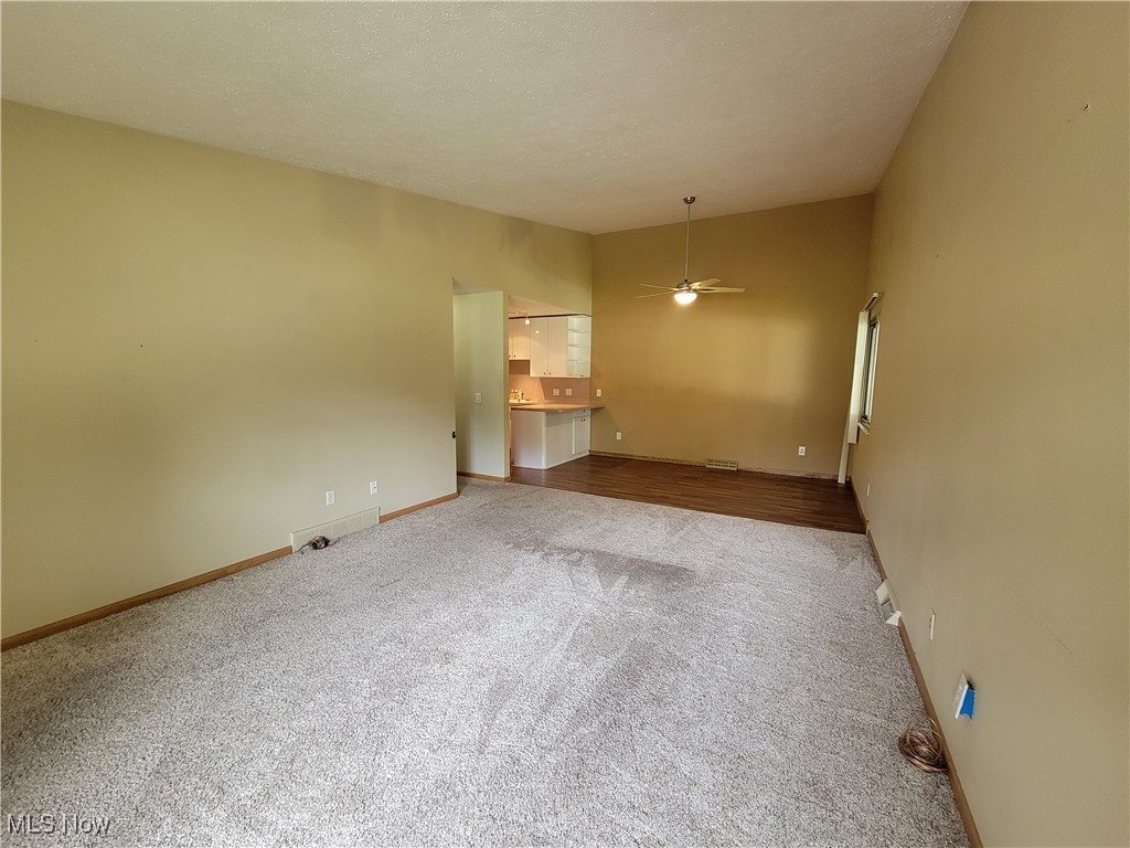 10983 Spear Road Painesville, OH 44077 - Photo 6 of 33 main floor living room