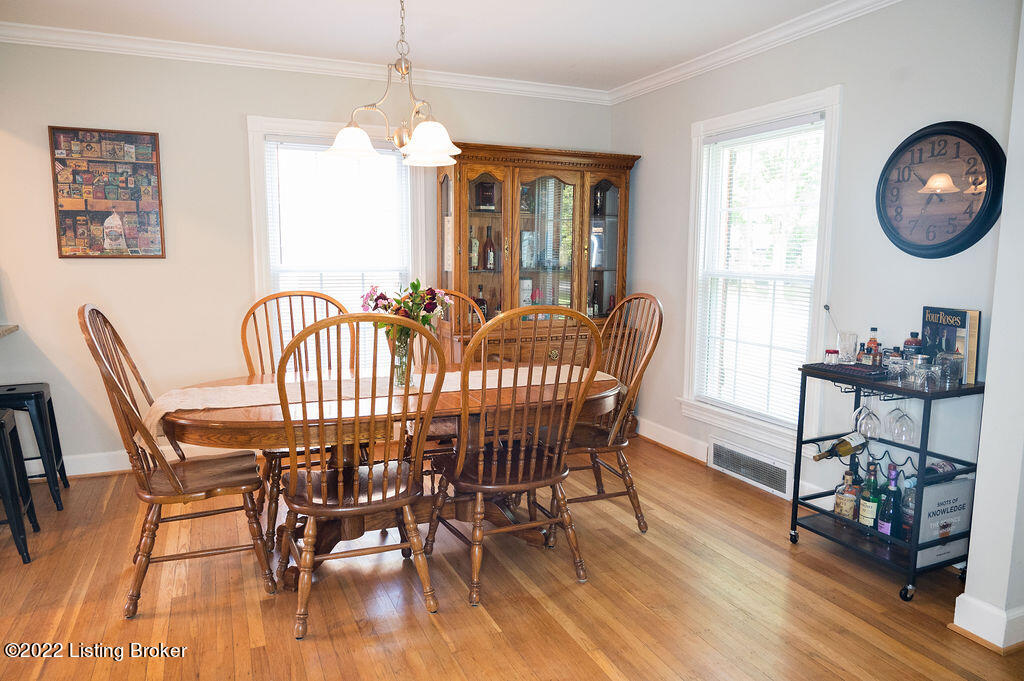 2521 Alanmede Road Louisville, KY 40205 - Photo 5 of 37 Dining Room